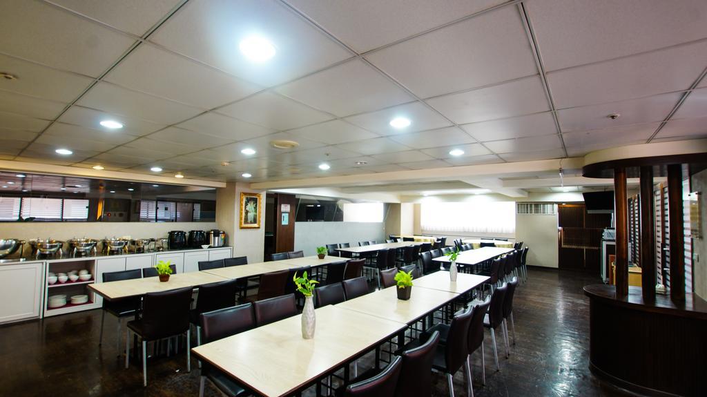 Lincoln Hotel Tainan Exterior photo